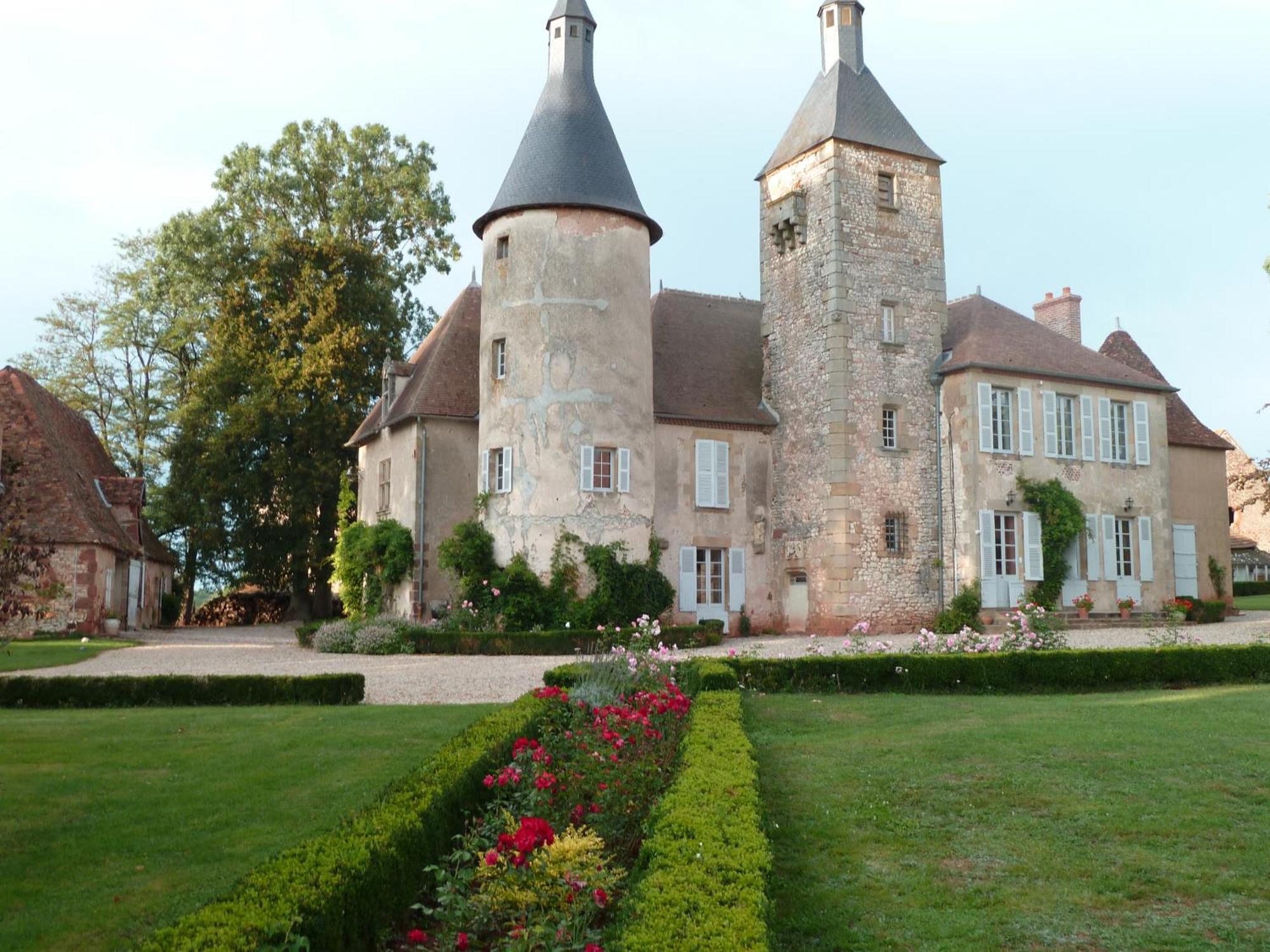 Chateau De Clusors Saint-Menoux Εξωτερικό φωτογραφία